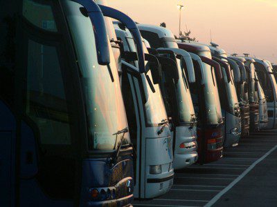 Localización y seguimiento de vehículos de transporte de viajeros